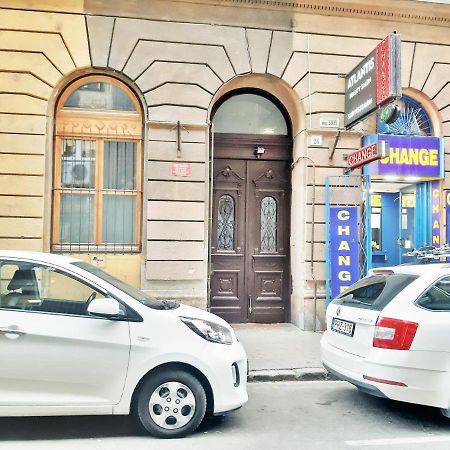 Bright Side Apartment Budapeste Exterior foto